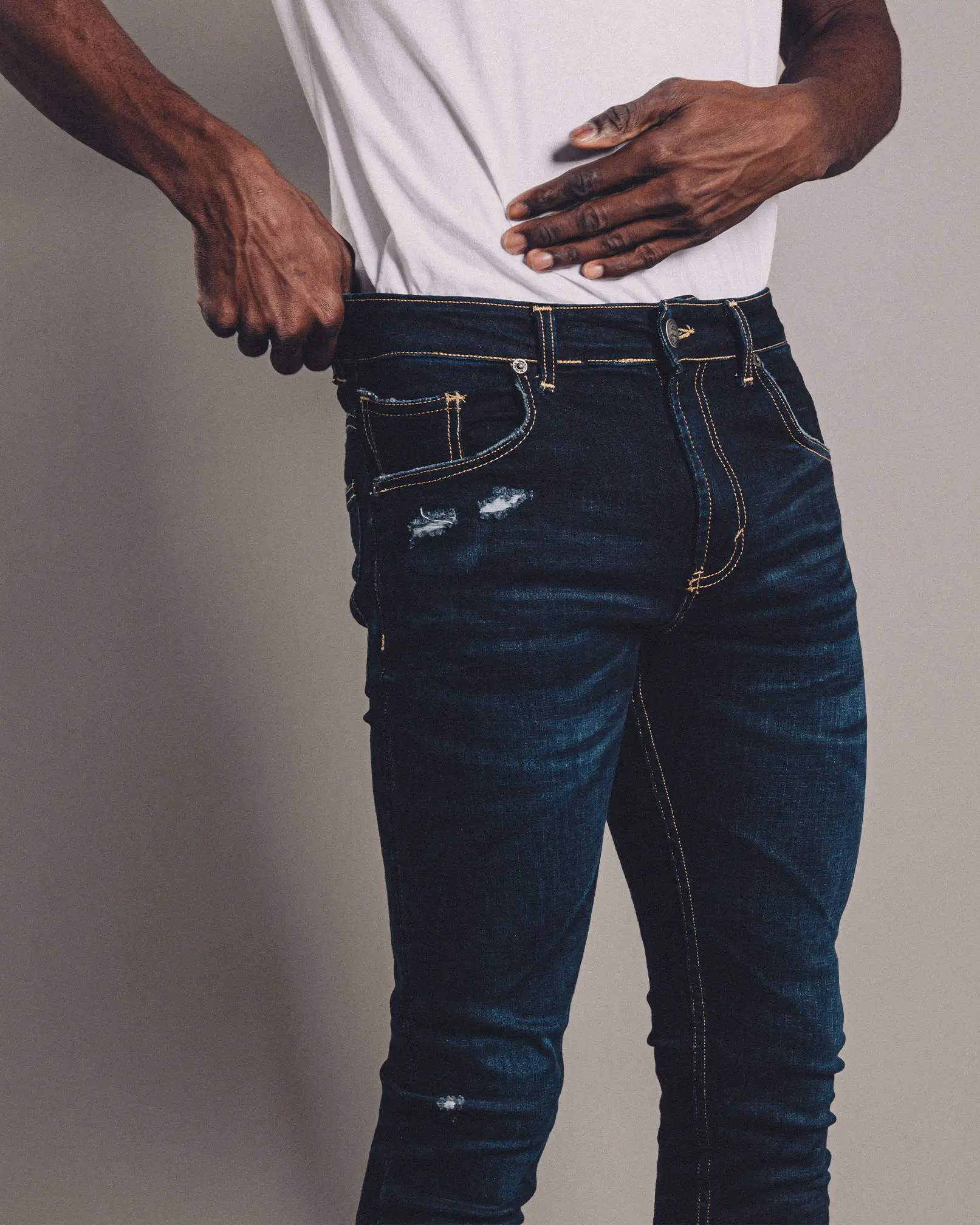 https://demons.readymind.mx/storage/denim/videos-denim/12-1.mp4